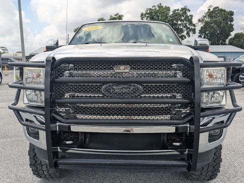 Used 2016 Ford F250 XLT w/ XLT Premium Package AWD/4WD image 9