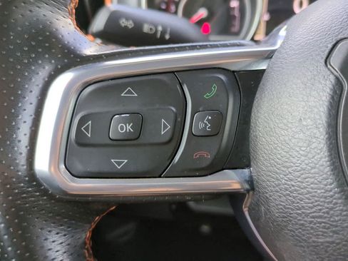Used 2022 Jeep Gladiator Mojave AWD/4WD image 24