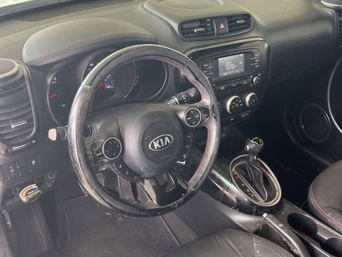 Used 2016 Kia Soul + w/ Soulful Package image 5