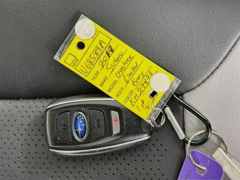 Used 2019 Subaru Crosstrek 2.0i Limited w/ Moonroof Package w/Navigation AWD/4WD image 36