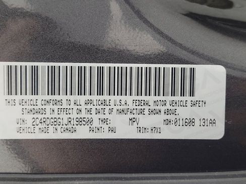 Used 2018 Dodge Grand Caravan SE FWD image 33