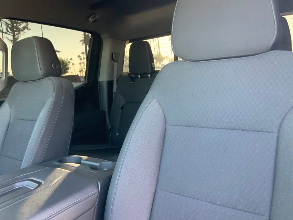 Used 2021 GMC Sierra 1500 Elevation w/ Preferred Package AWD/4WD image 15
