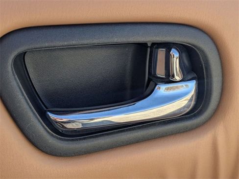 Used 2018 Nissan Armada Platinum w/ Captain Seat Package image 41