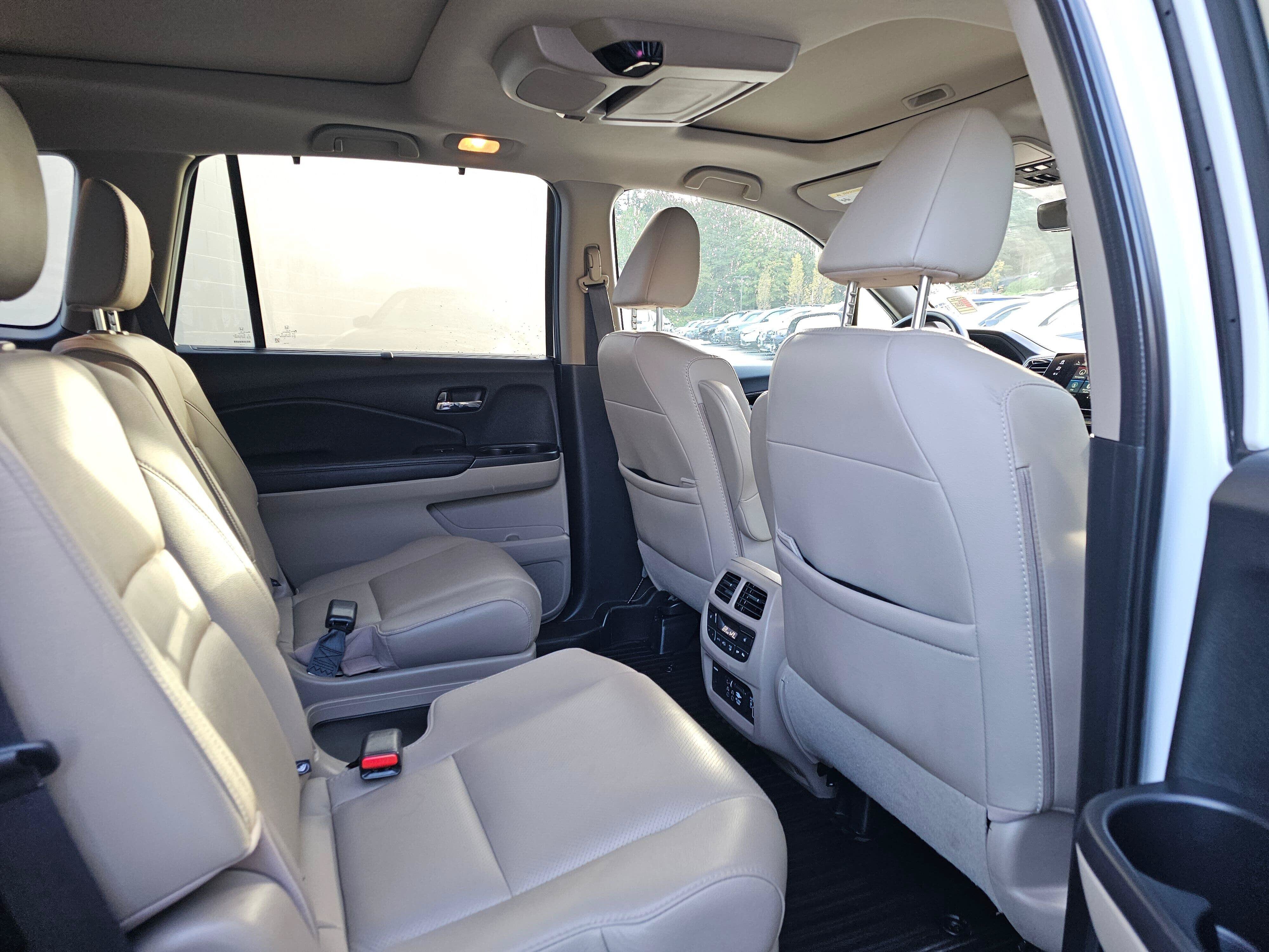 Used 2022 Honda Pilot Elite image 14