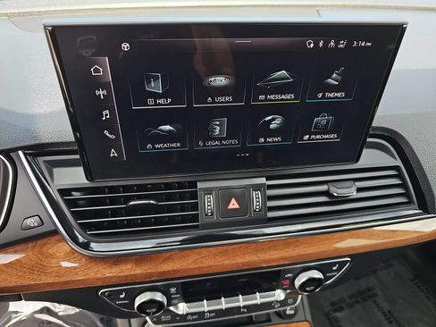 Used 2023 Audi Q5 2.0T Premium Plus w/ Premium Plus Package AWD/4WD image 21