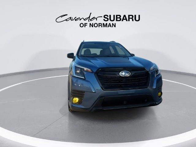 Used 2024 Subaru Forester AWD/4WD image 2