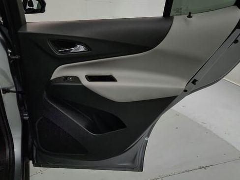 Used 2023 Chevrolet Equinox LT image 21