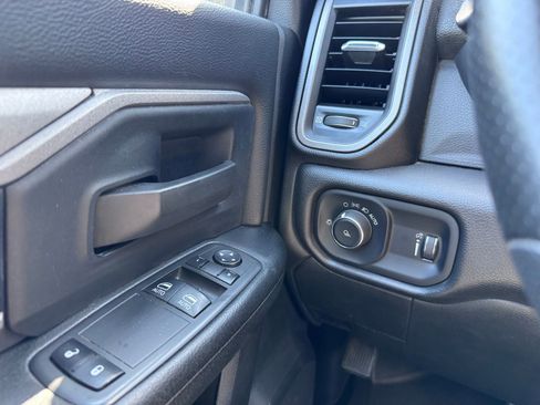 Used 2022 RAM 2500 Tradesman image 10