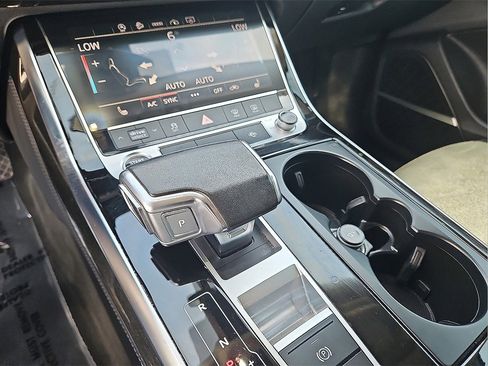 Used 2023 Audi Q7 3.0T Premium Plus image 25