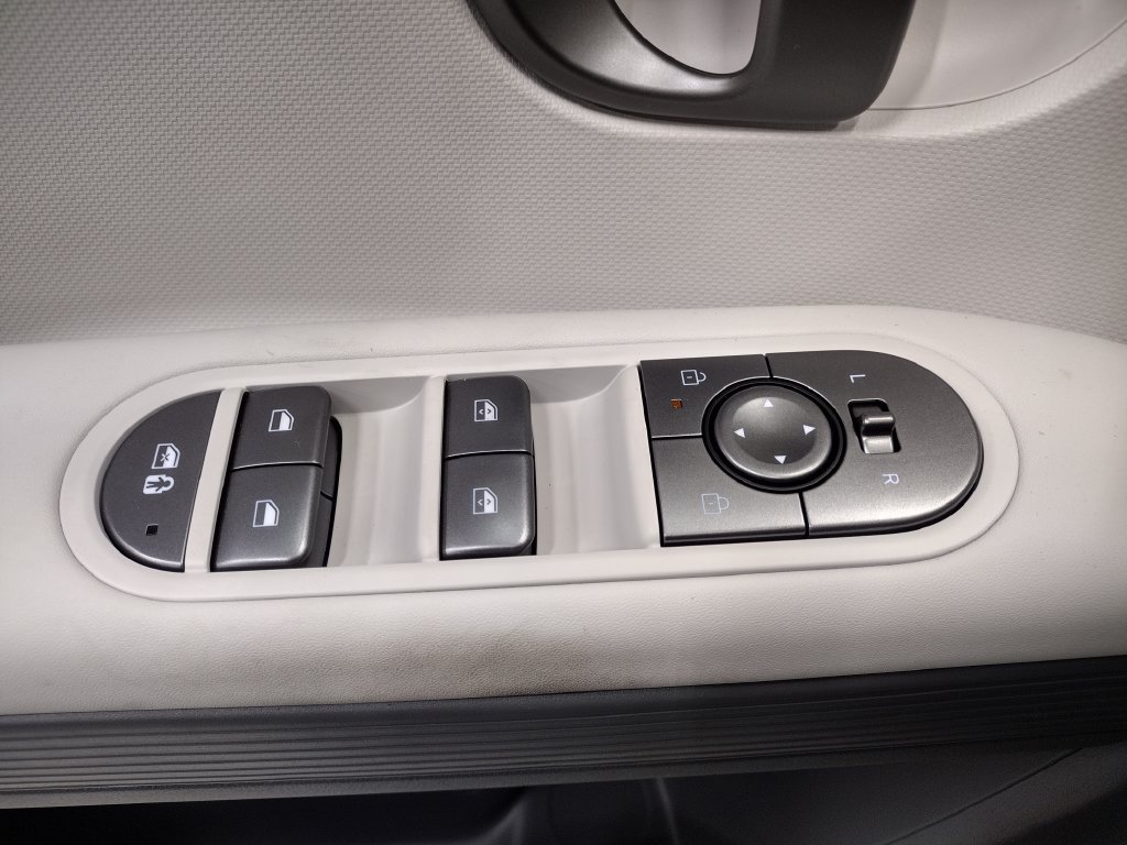 New 2026 Hyundai Ioniq 5 SEL AWD/4WD image 19