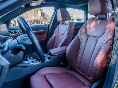 Used 2024 BMW i4 eDrive35 w/ Premium Package image 18