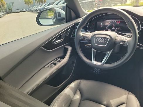 Certified 2025 Audi Q8 Premium Plus w/ Premium Plus Package AWD/4WD image 13