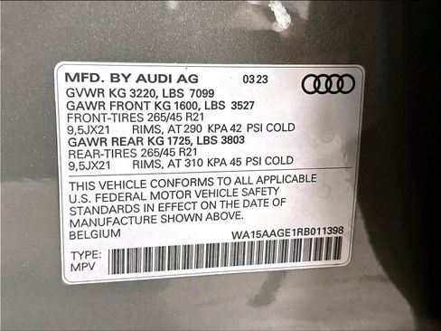 Certified 2024 Audi Q8 e-tron Premium Plus w/ Premium Plus Package AWD/4WD image 35