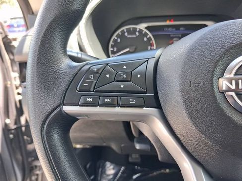 Used 2024 Nissan Sentra SV FWD image 17