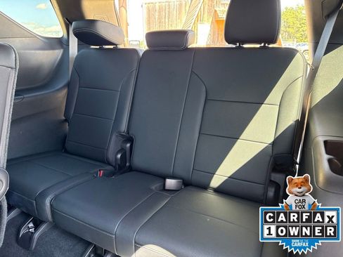 Used 2026 Chevrolet Traverse LT AWD/4WD image 12