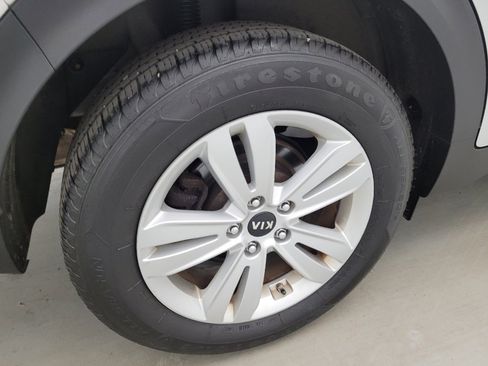 Used 2018 Kia Sportage LX FWD image 31