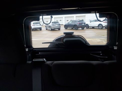 Used 2021 Jeep Wrangler Unlimited Sport AWD/4WD image 14