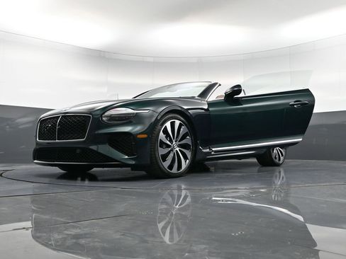 New 2026 Bentley Continental GTC image 43
