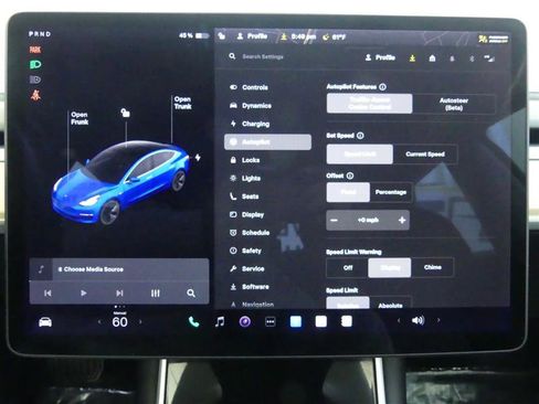 Used 2018 Tesla Model 3 Long Range image 15