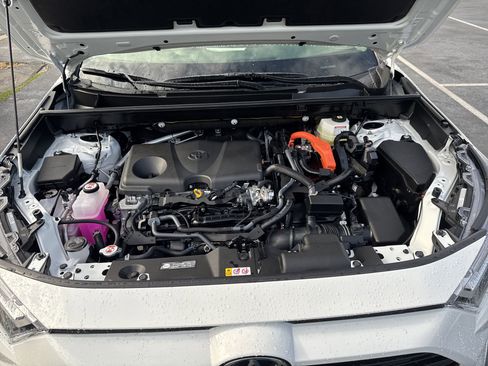 New 2025 Toyota RAV4 XLE AWD/4WD image 37