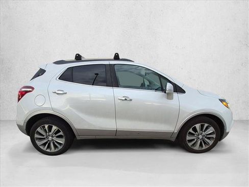 Used 2017 Buick Encore Essence FWD image 4
