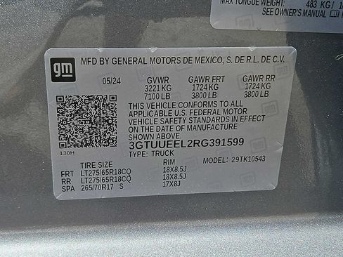 Used 2024 GMC Sierra 1500 AT4 w/ Technology Package AWD/4WD image 26