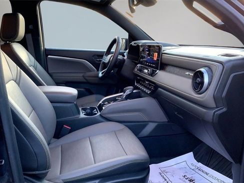 Used 2023 Chevrolet Colorado ZR2 w/ ZR2 Convenience Package III image 7