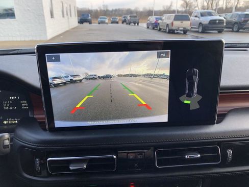 Used 2023 Lincoln Nautilus Reserve image 29