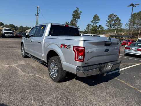 Used 2017 Ford F150 XLT w/ Equipment Group 302A Luxury image 5