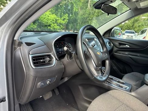Used 2024 Chevrolet Equinox LT FWD image 15