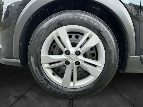 Used 2024 Nissan Kicks S FWD image 15