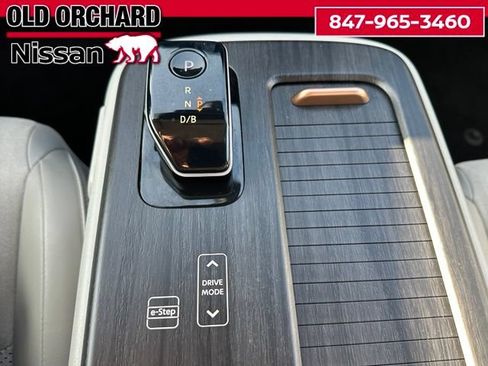 Used 2024 Nissan Ariya AWD image 19