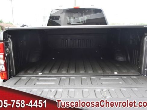 Used 2021 Ford F250 Lariat w/ FX4 Off-Road Package image 9