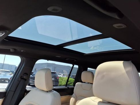 New 2025 Jeep Grand Cherokee L Limited w/ Luxury Tech Group II image 15