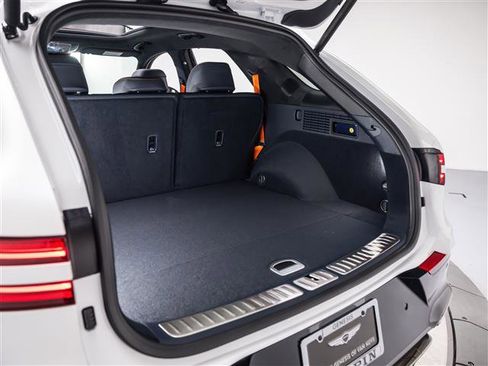 New 2026 Genesis GV70 3.5T Sport Prestige image 10