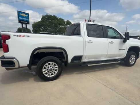 Certified 2025 Chevrolet Silverado 2500 LT w/ Convenience Package AWD/4WD image 8