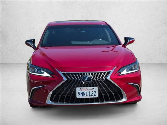 Used 2024 Lexus ES 300h w/ Premium Package FWD image 2