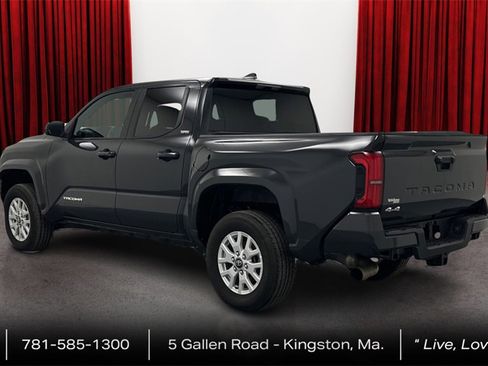 Used 2024 Toyota Tacoma SR5 image 7