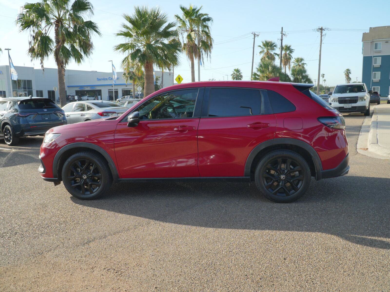 Used 2023 Honda HR-V Sport image 8