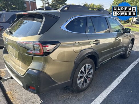 Used 2025 Subaru Outback Limited AWD/4WD image 6