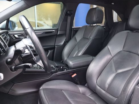Used 2016 Porsche Macan S AWD/4WD image 30