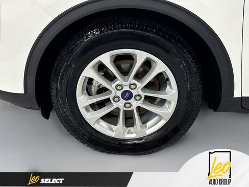 Used 2020 Ford Escape SE FWD image 32
