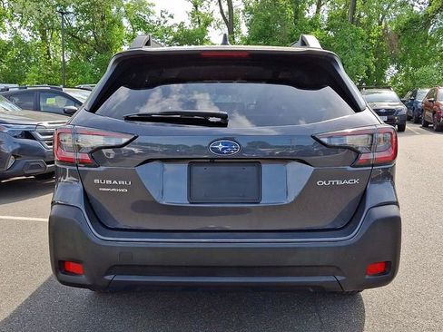 Used 2024 Subaru Outback Premium AWD/4WD image 5