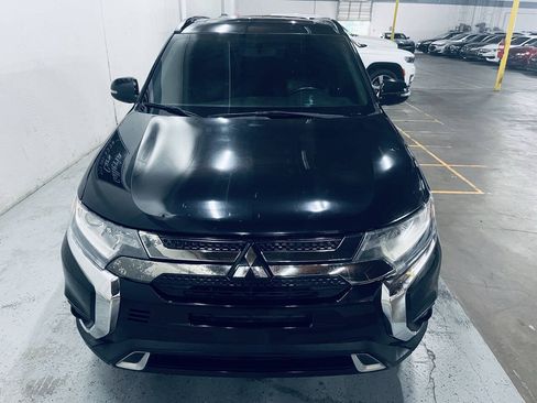 Used 2019 Mitsubishi Outlander LE FWD image 3