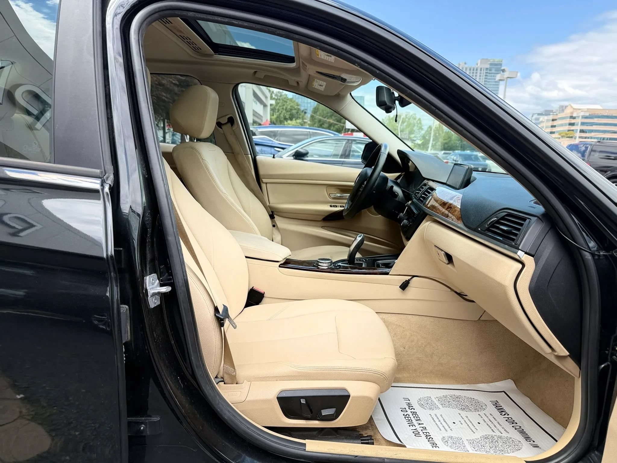 Used 2014 BMW 320i xDrive Sedan AWD/4WD image 37