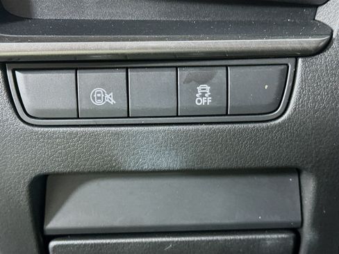 Used 2024 MAZDA MAZDA3 s FWD image 17