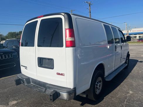 Used 2015 GMC Savana 2500 image 5