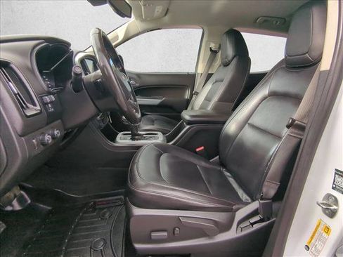 Used 2017 Chevrolet Colorado LT image 18