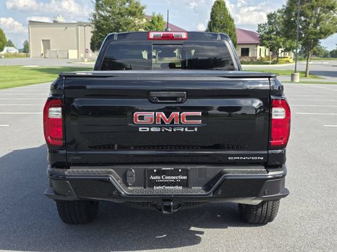 Used 2023 GMC Canyon Denali AWD/4WD image 7