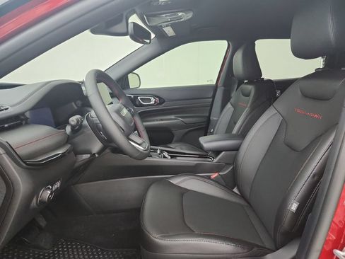 New 2026 Jeep Compass Trailhawk AWD/4WD image 18